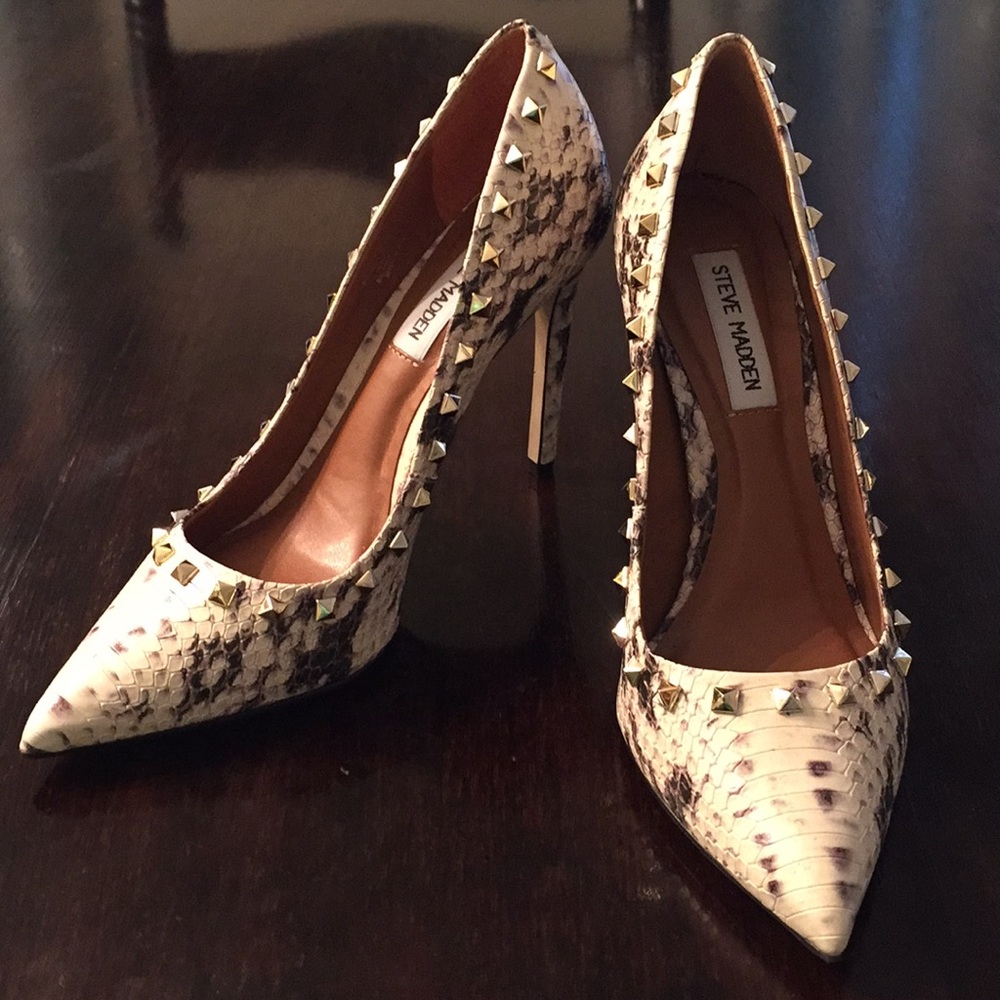 Steve Madden studded faux snake skin pumps